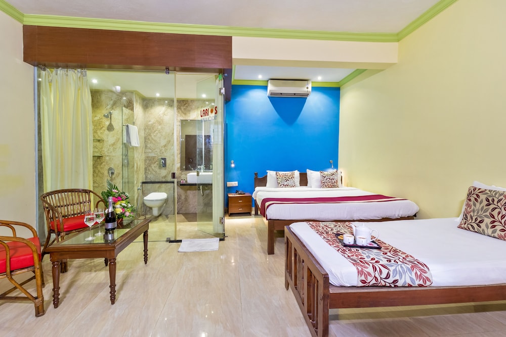 Larios Beach Holidays 16/50