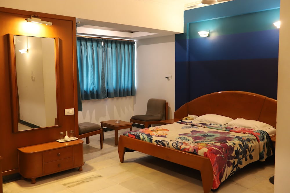 HOTEL GRG 13/27