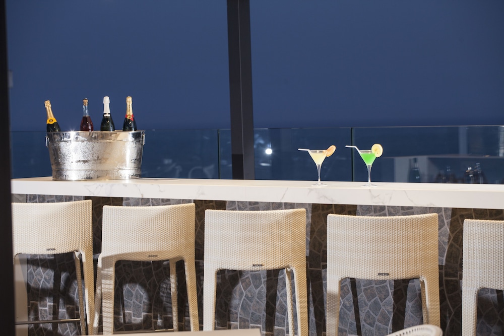 Fenix Torremolinos Hotel – Adults Only 63/72