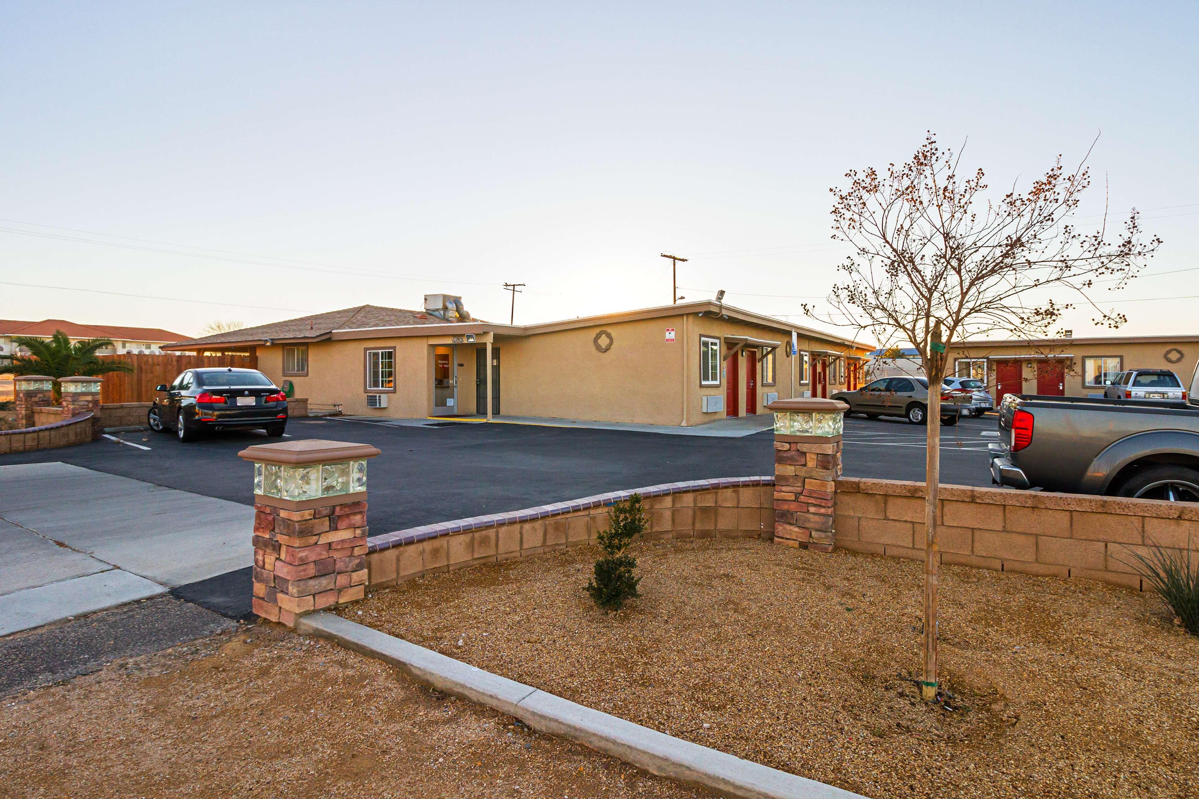 Motel6 Hesperia, CA - East 28/34