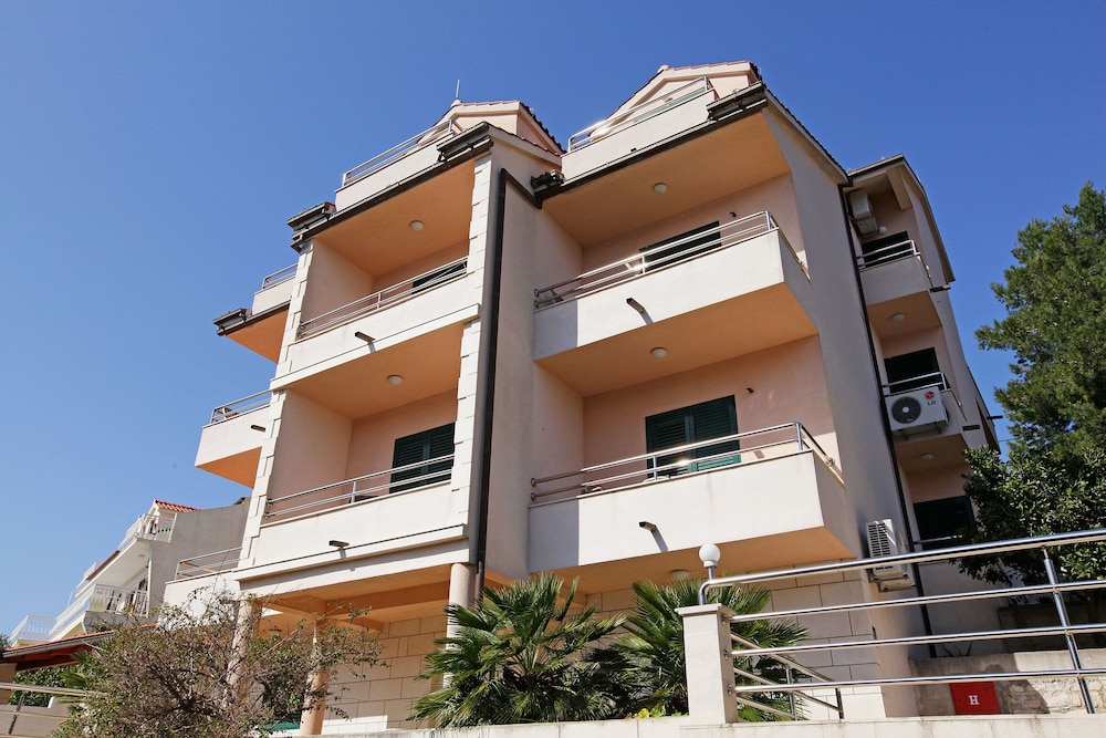 Apartments Vala 1/44