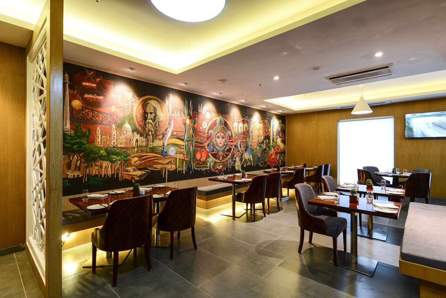 Howard Johnson by Wyndham Kolkata 50/66