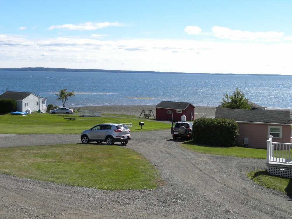 Colonial Gables Oceanfront Village 58/72