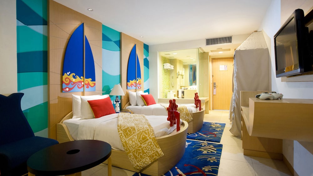 HOLIDAY INN RESORT BARUNA BALI 52/78