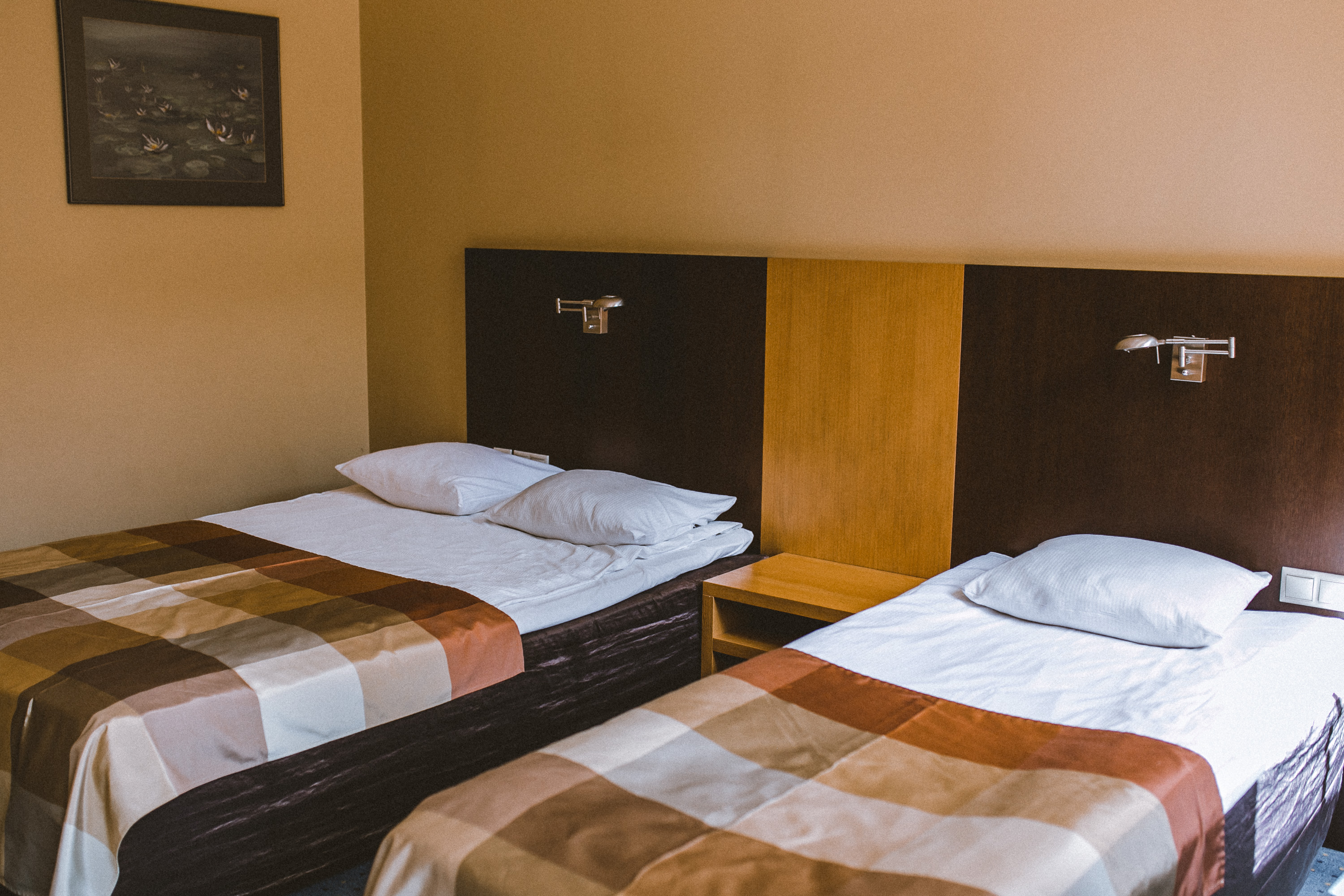 Standard, Double or Twin Bed