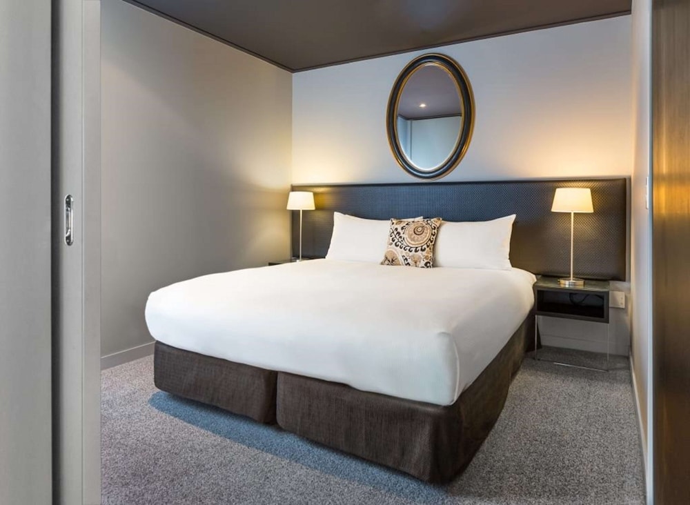 Doubletree By Hilton Queenstown 12/47