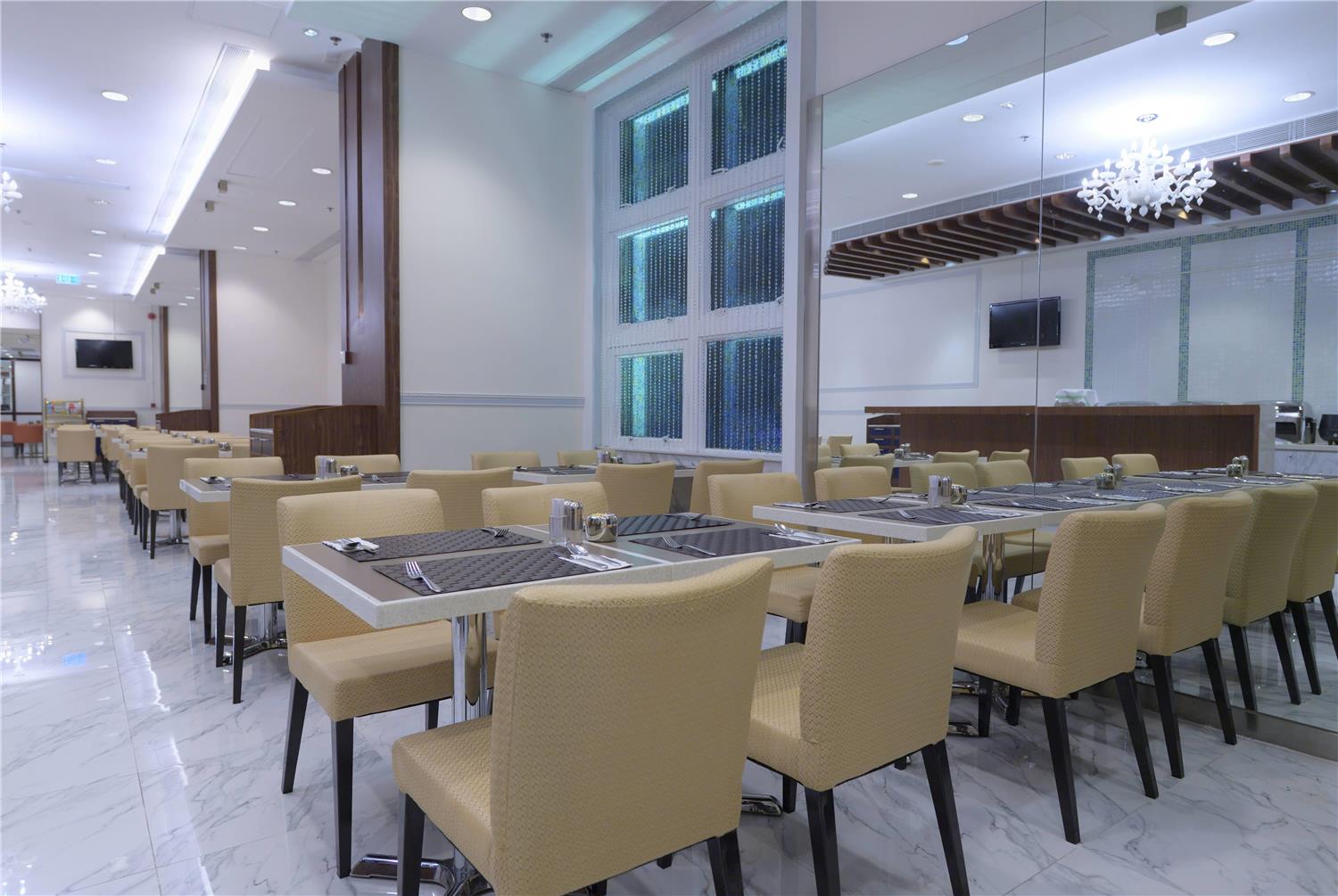 Ramada by Wyndham Hong Kong Grand View 31/36