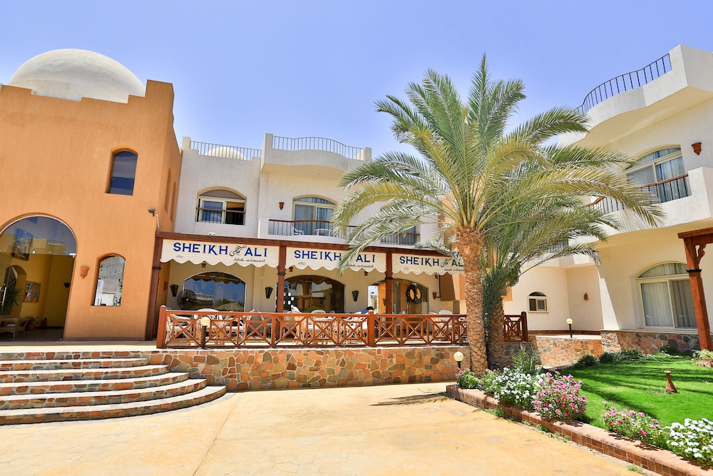 Sheikh Ali Dahab Resort 29/30