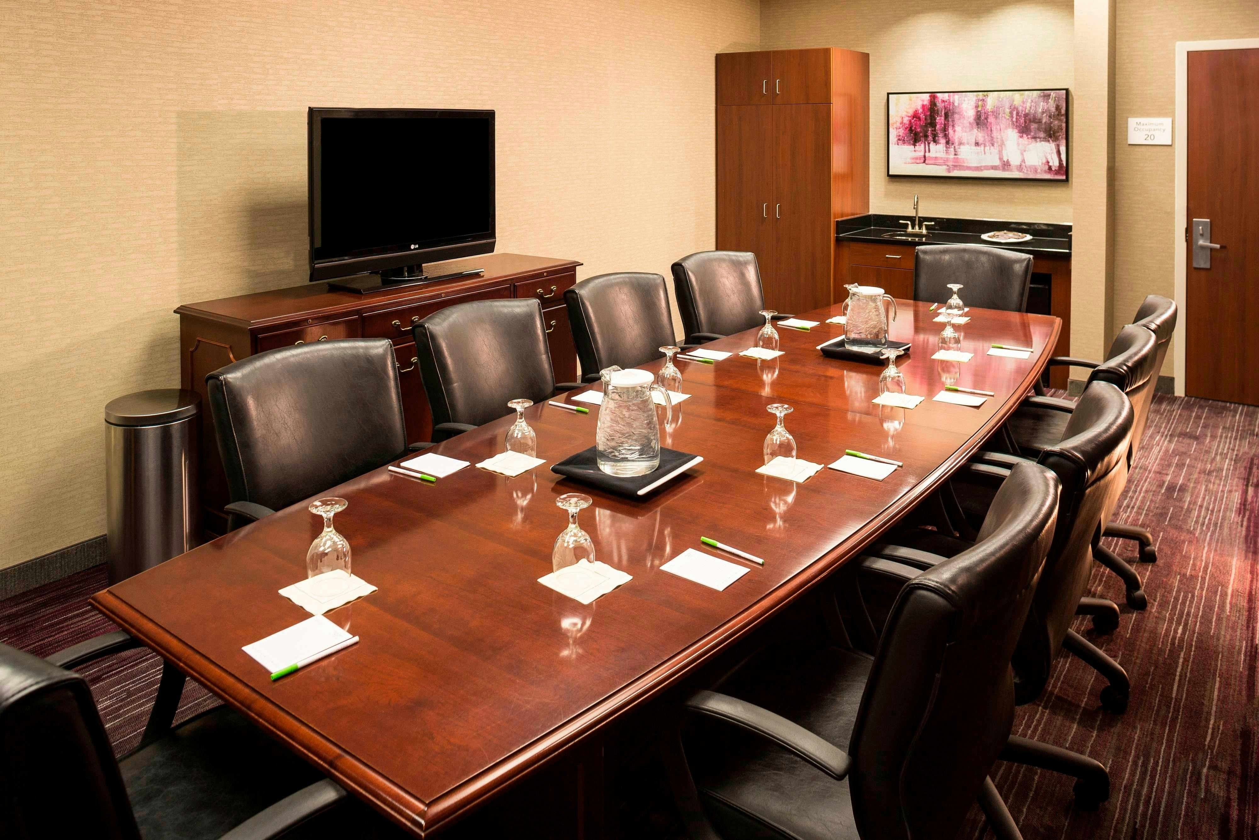 Courtyard By Marriott Sioux Falls 26/35