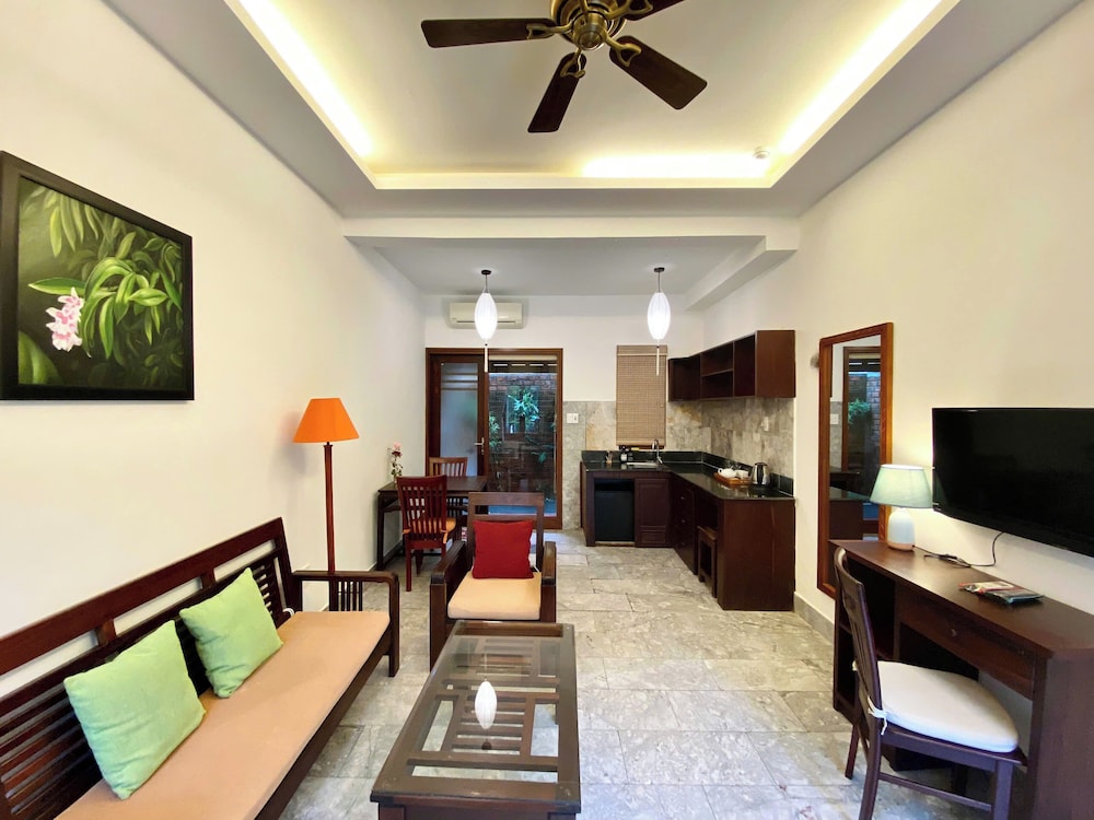 Villa Orchid Garden Riverside 53/83