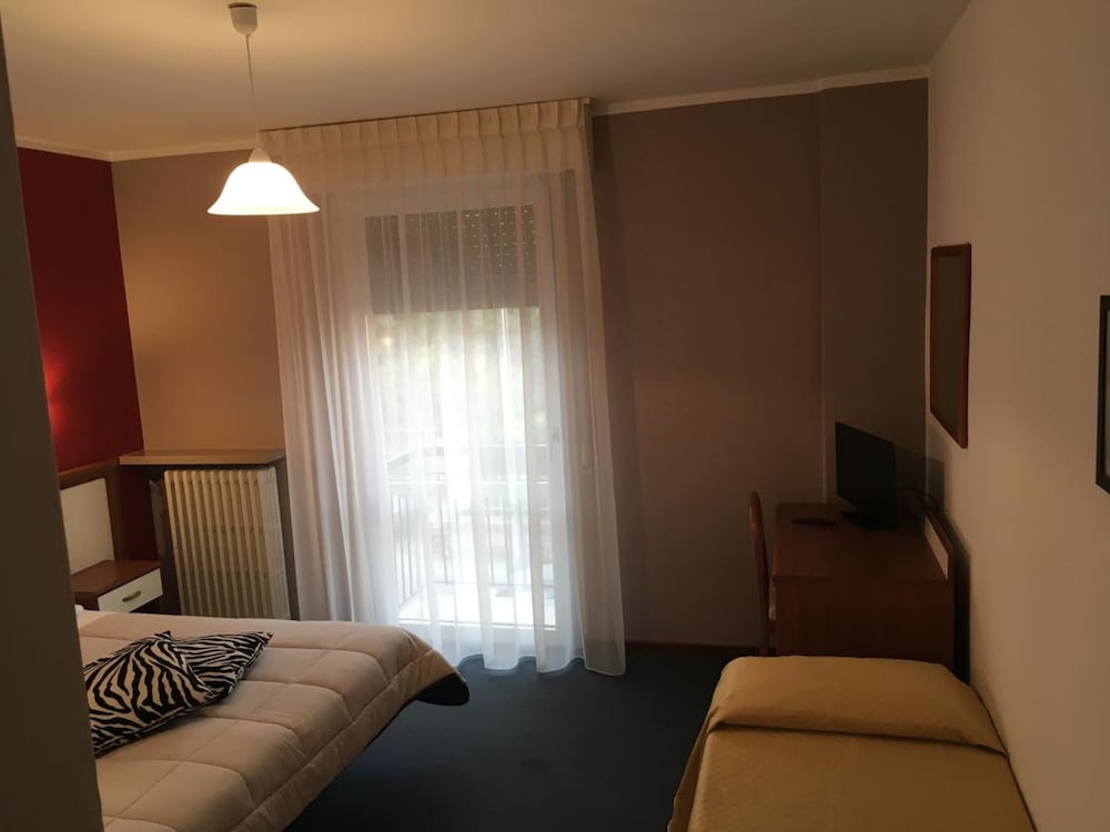 Hotel Cortina 13/44