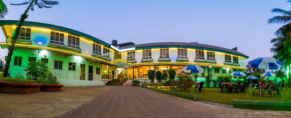 Graciano Cottages 2/20