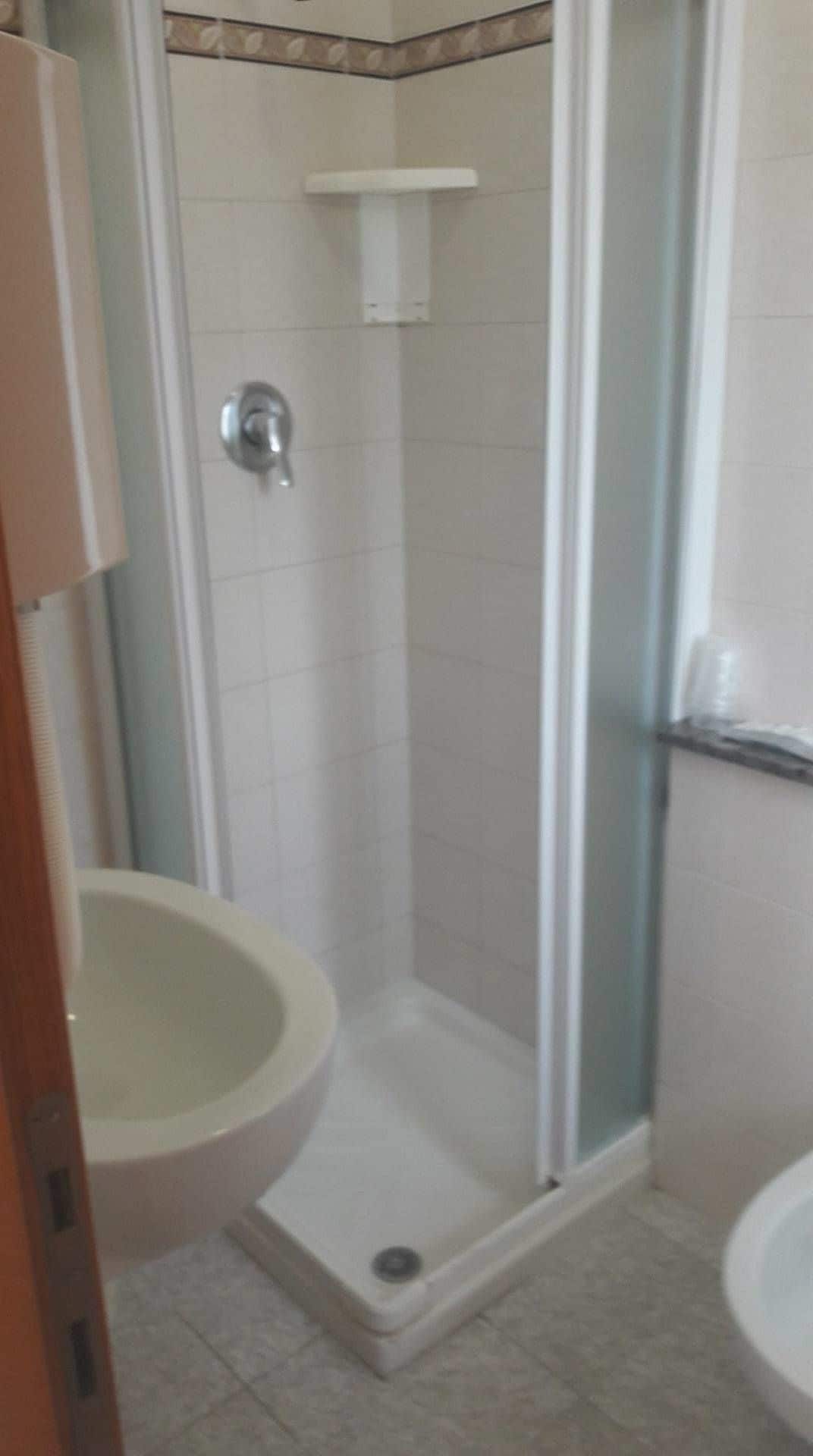 ROOM, TRIPLE