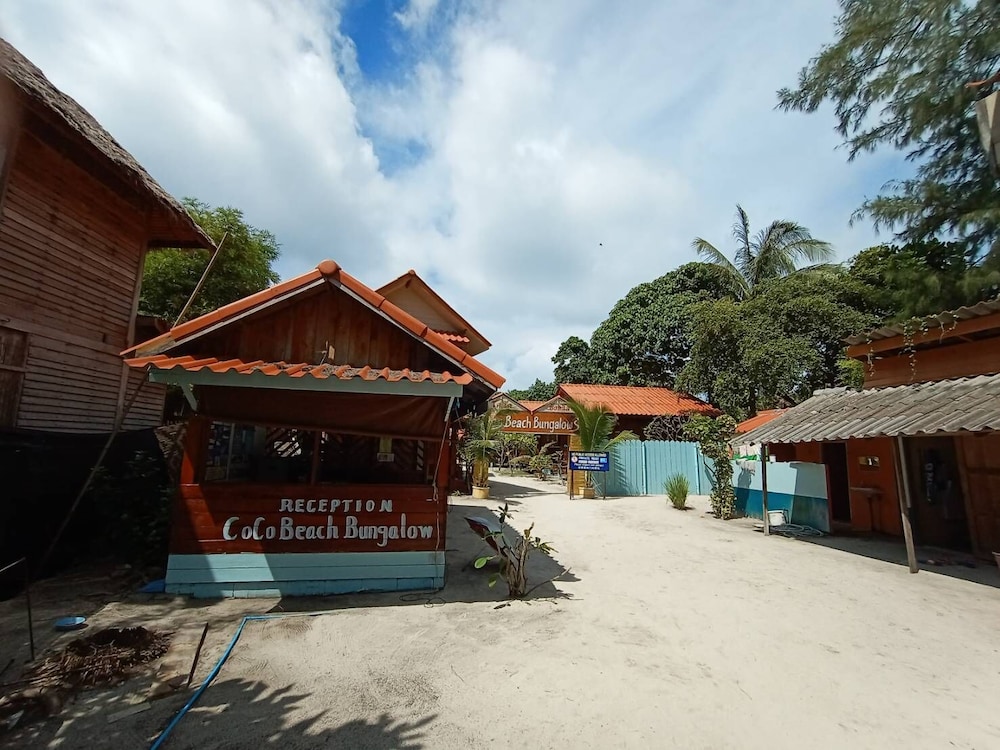 Coco Beach Bungalows 13/77