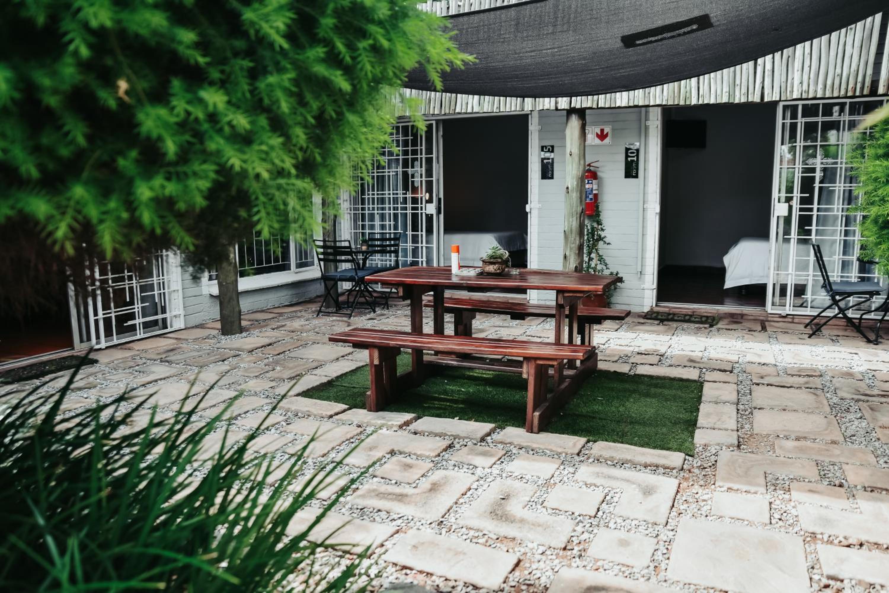 Amaziah Guesthouse 15/16