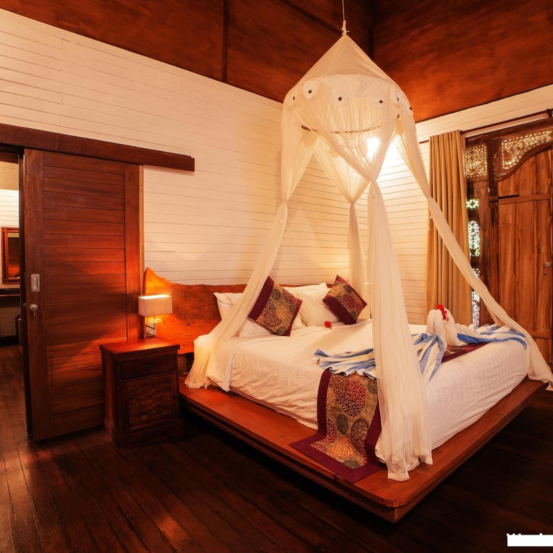 Warisan Villa 6/50