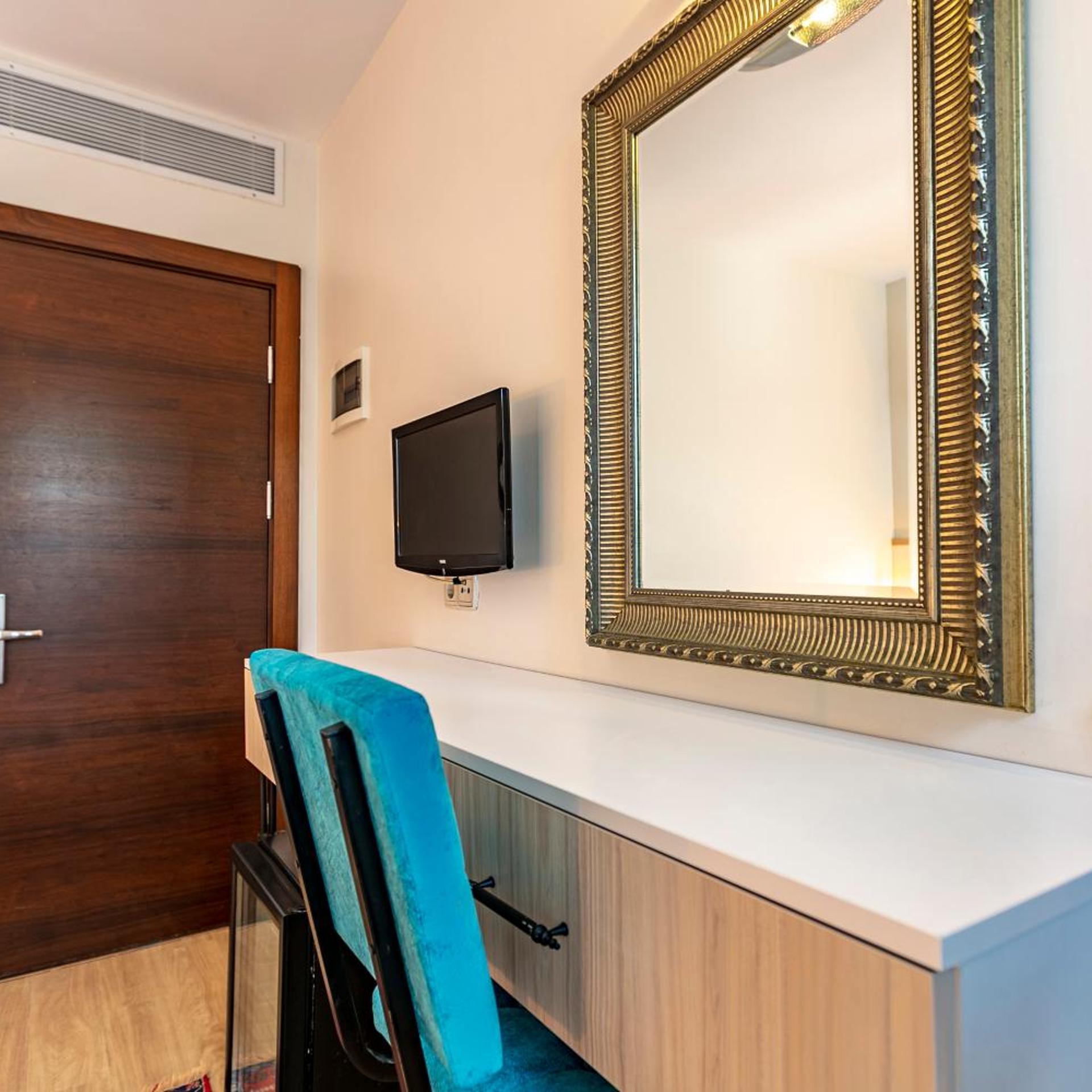 Stanpoli Hotel 44/55