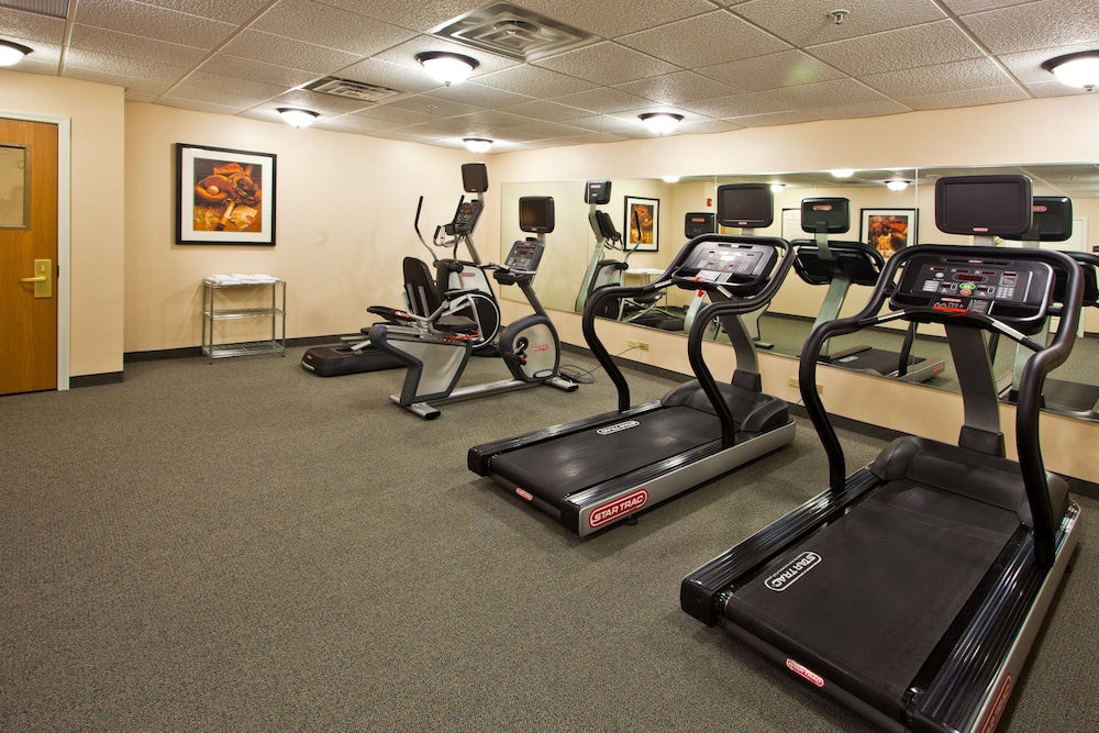 Staybridge Suites Lansing-Okemos 36/84