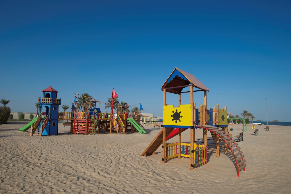 منتجع راديسون بلو الخبر، شاطئ نصف القمر(Radisson Blu Resort Al Khobar Half Moon Bay) 56/69