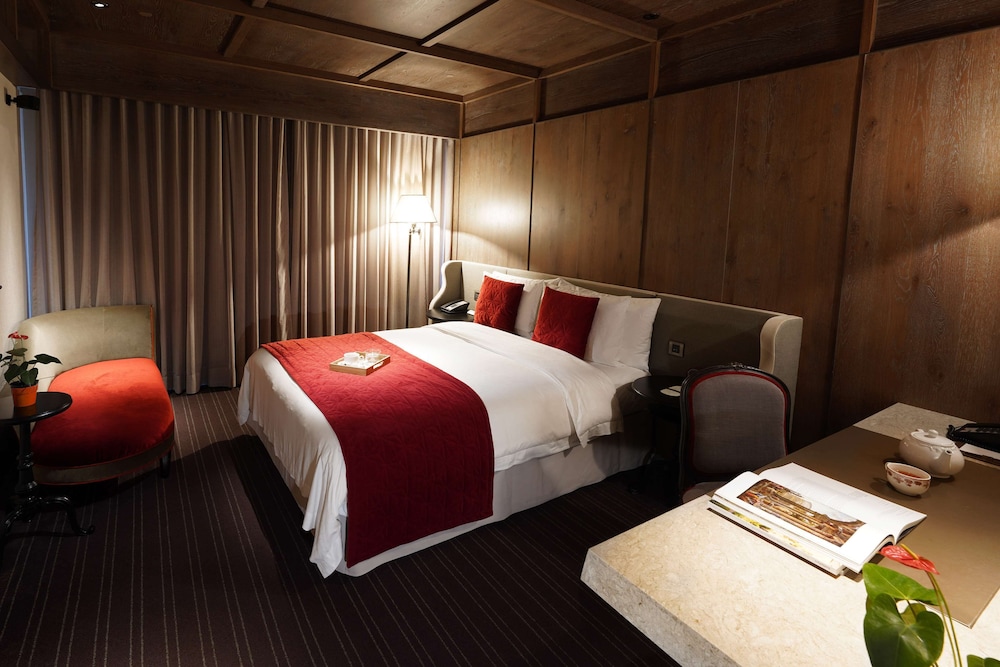 Palais de Chine Hotel 12/62