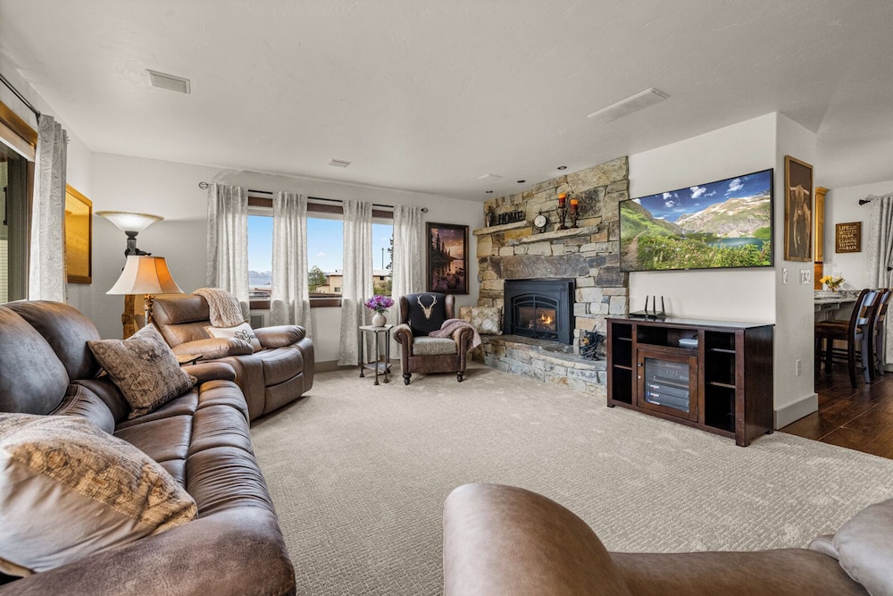 Coyote Bluff Estate 29/48