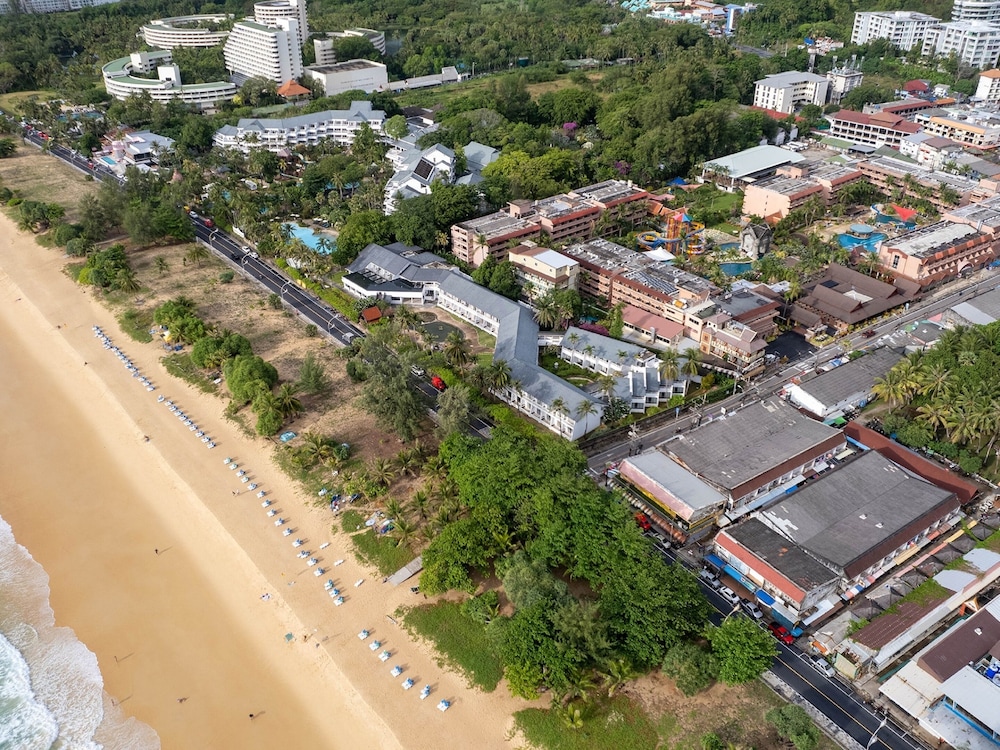 Baan SaiLom Resort Karon Phuket 42/49