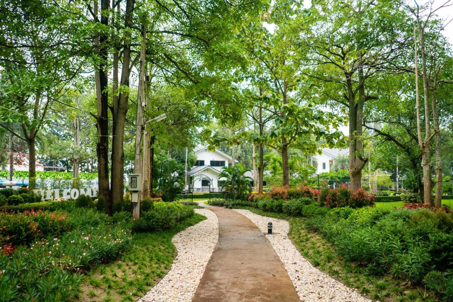 Phuphet Resort 72/78