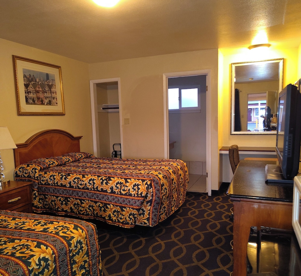 Holiday Motel Oakdale 45/66