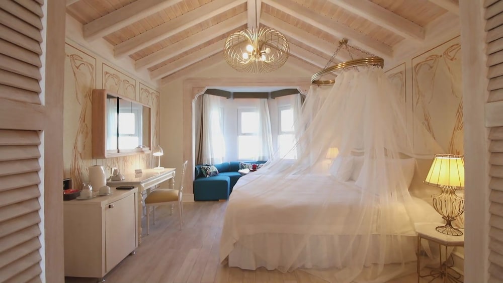 Alacati Onoda Hotel 15/34