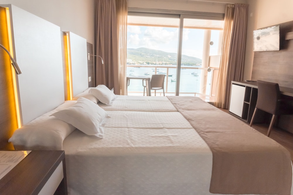 Hotel Seramar Comodoro Playa 14/50