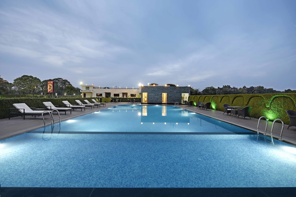 Hotel Highway King Bagru 25/27