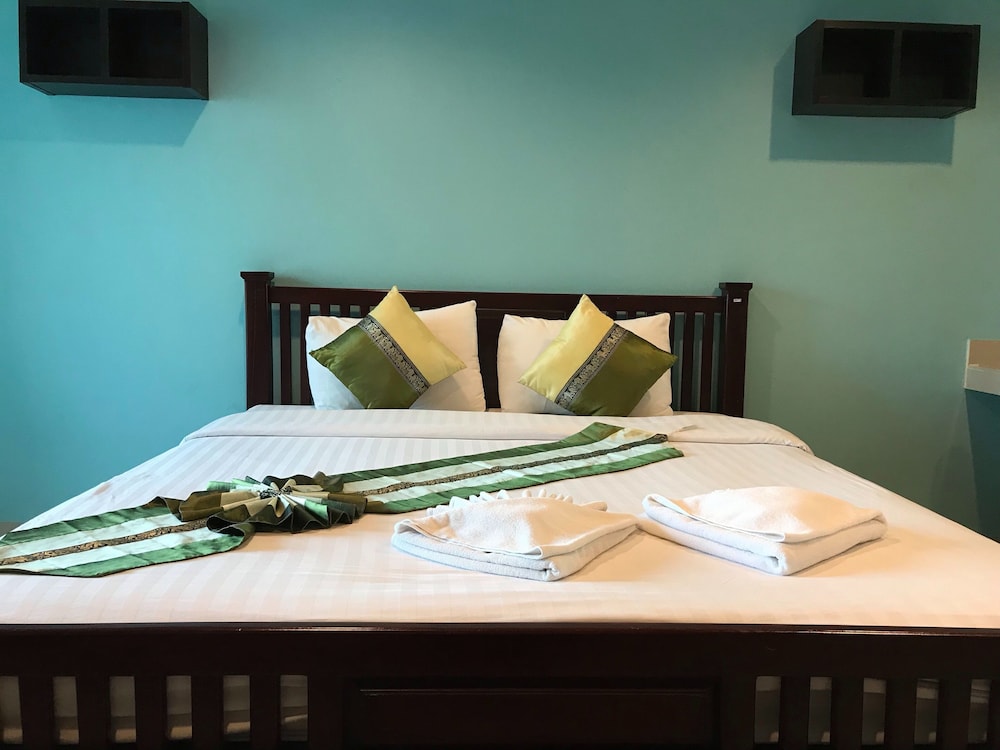 Ananya Residence Service Apartment 13/65