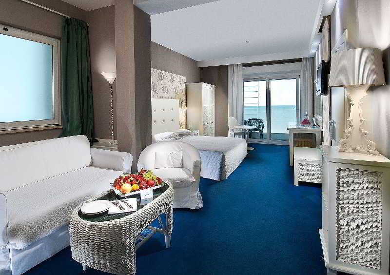 Mediterraneo Hotel Riccione 10/20