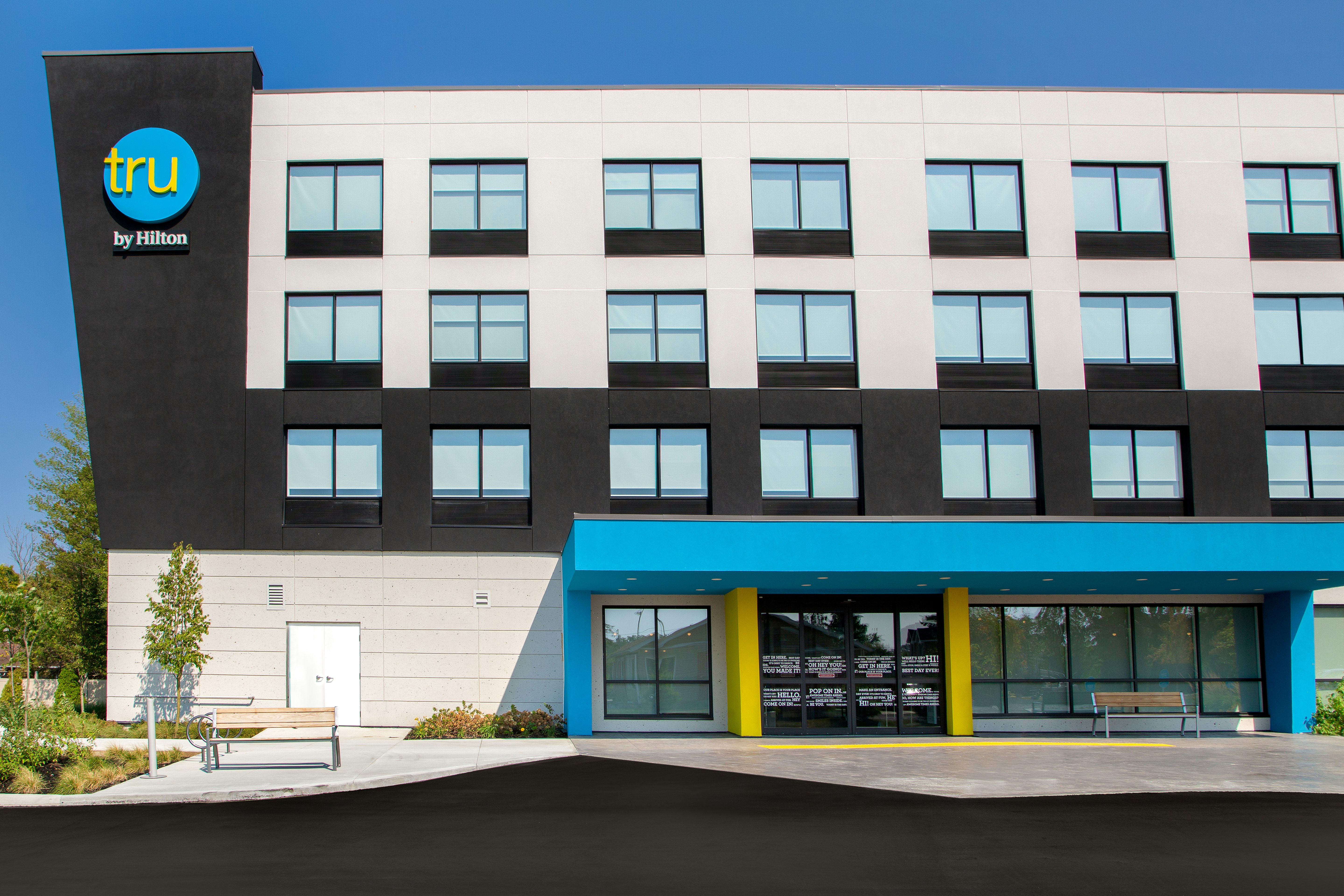 Tru by Hilton Gananoque, ON 3/31