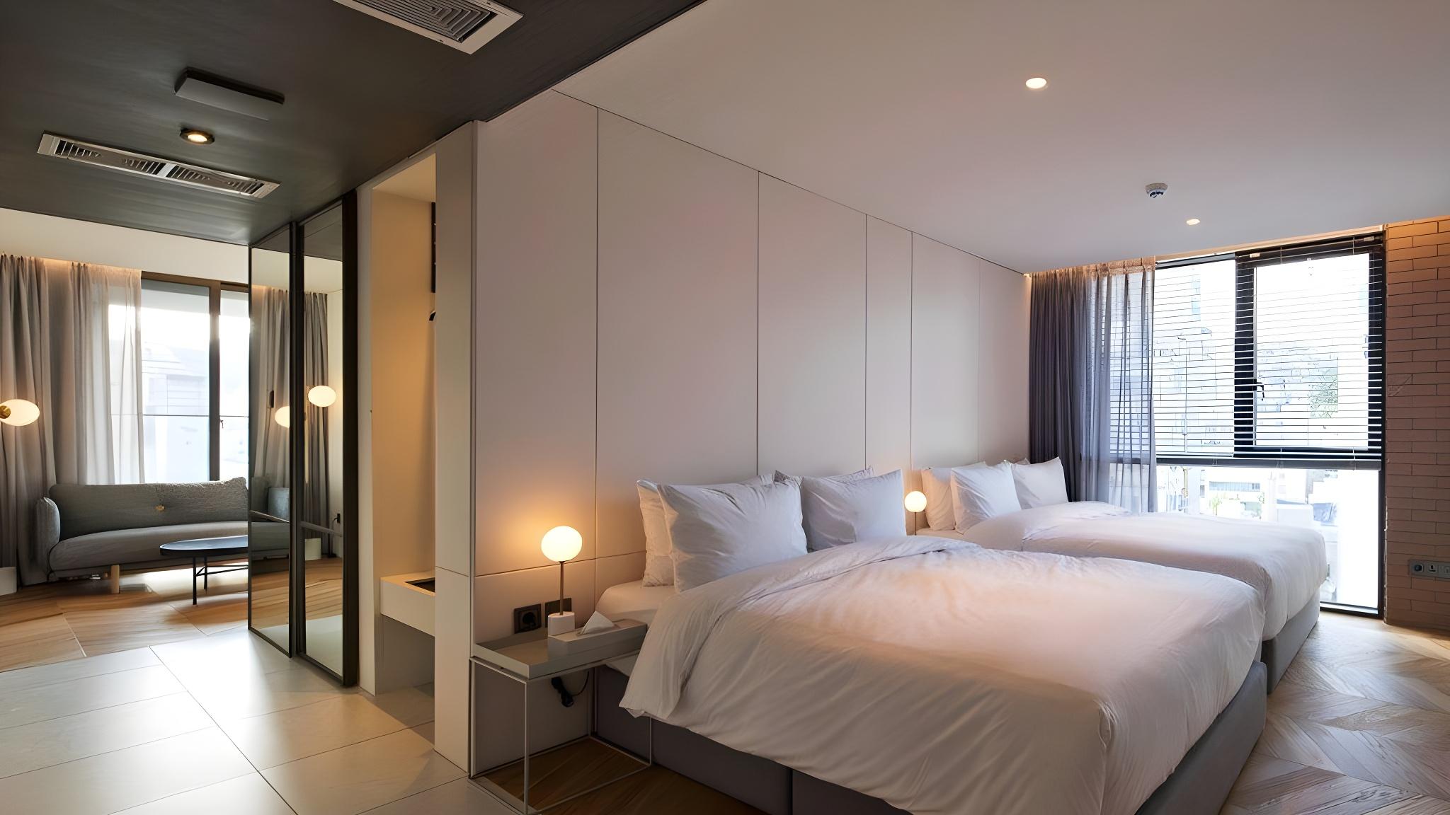 Hotel Cont 23/43