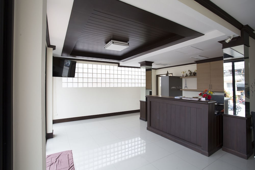Paripas Express Hotel Patong 14/35