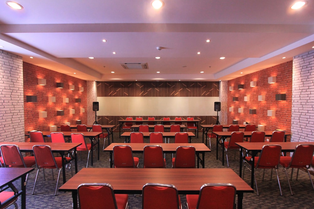 Uniq Hotel Yogyakarta 54/57