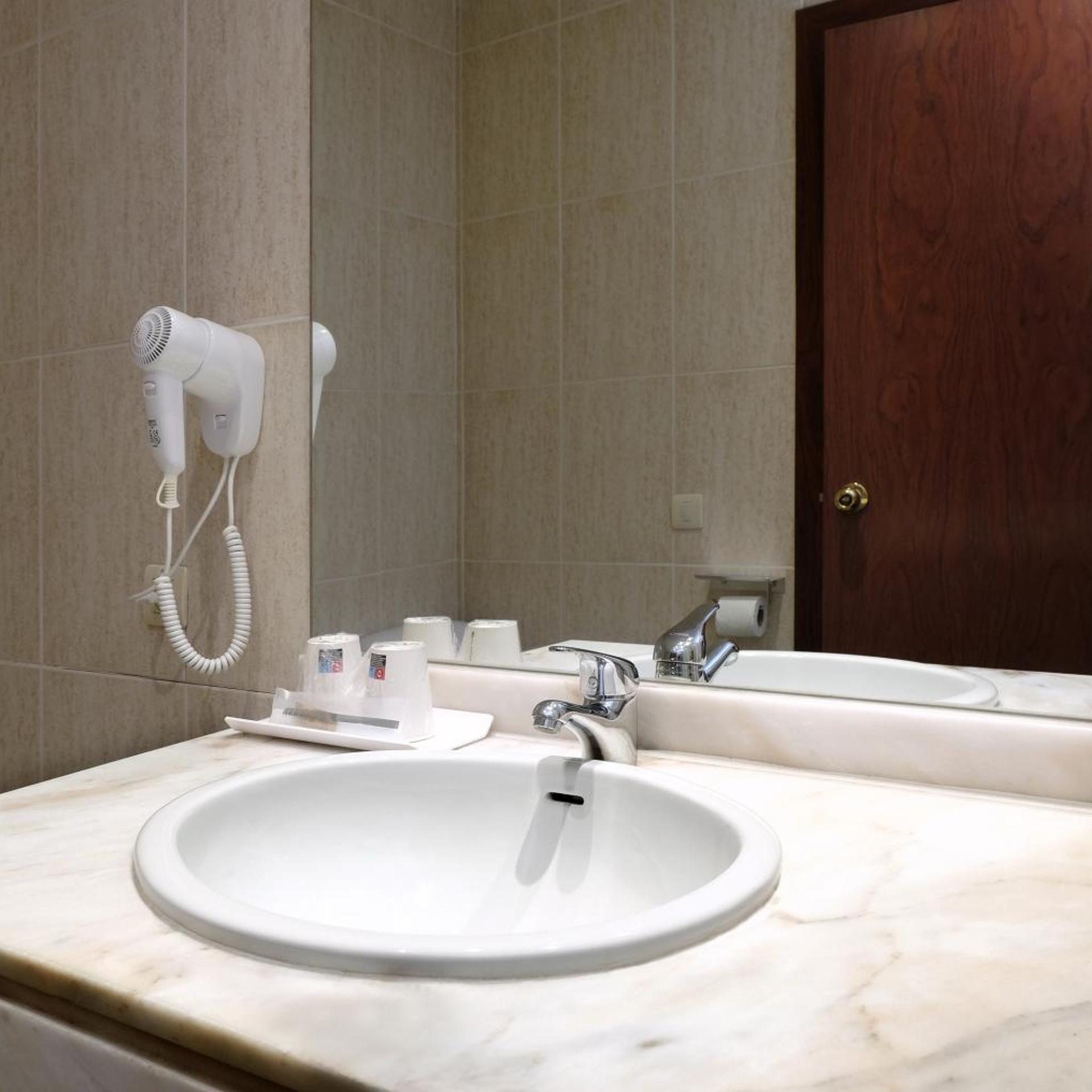 Hotel Belcaire 47/49
