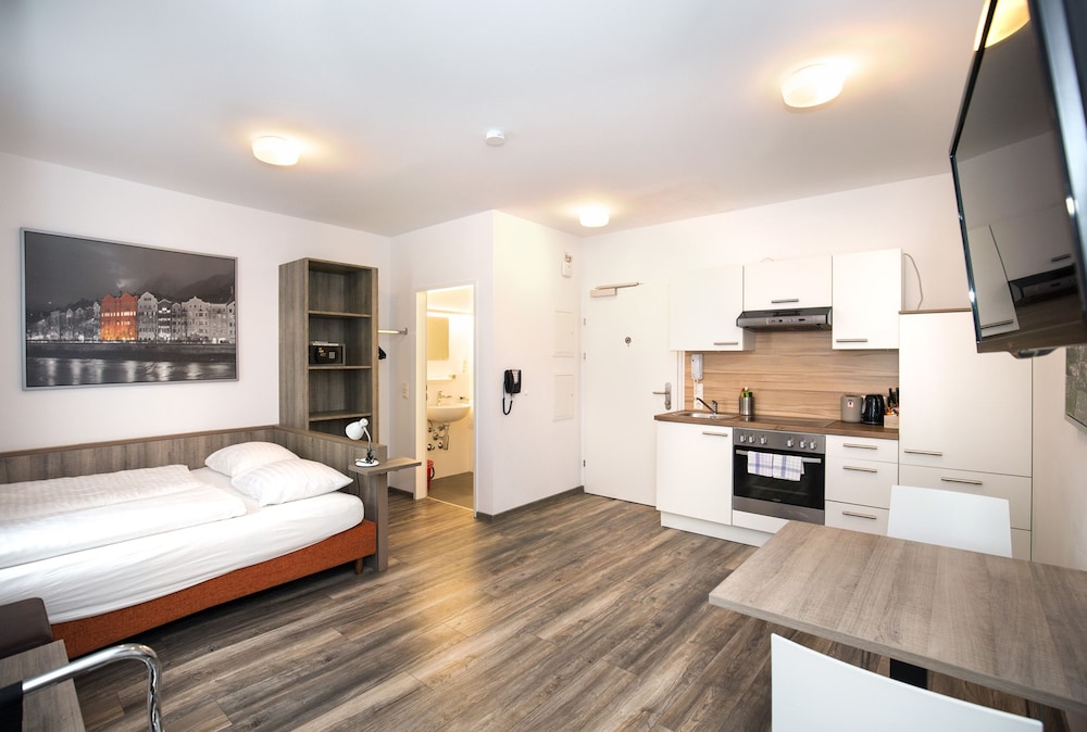 Living Leipziger Hof 9/22