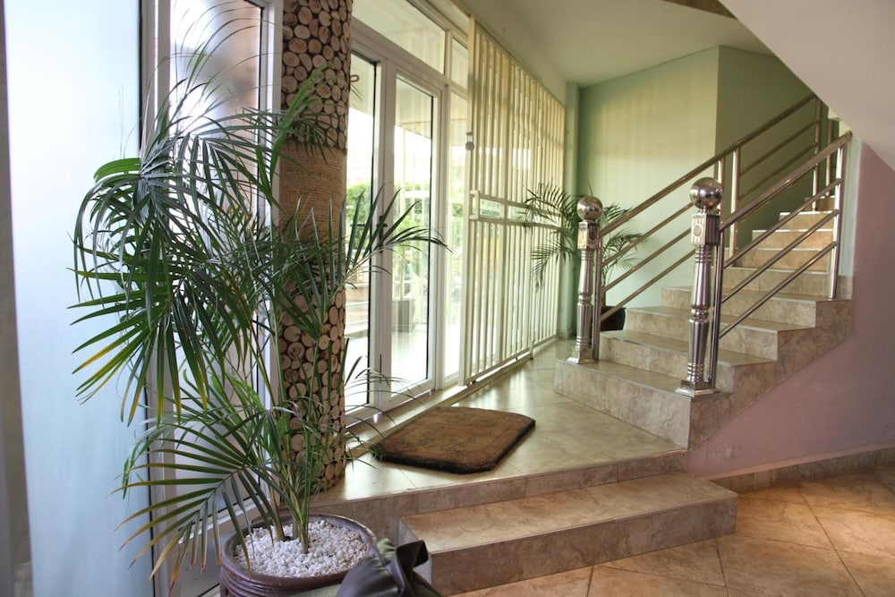 Namayiba Park Hotel 47/50