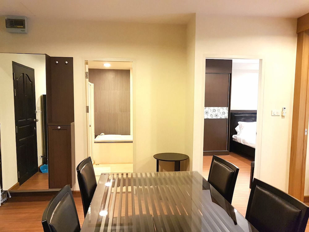 Patong Beach Phuket Villa Condo 21/50