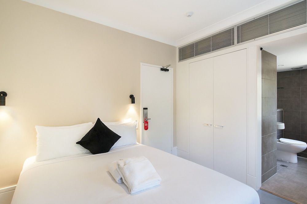 Sydney Boutique Hotel 25/56