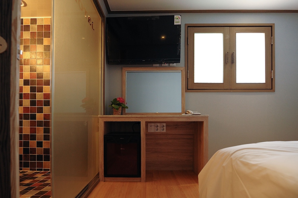 Daeyoung Hotel Seoul 9/66