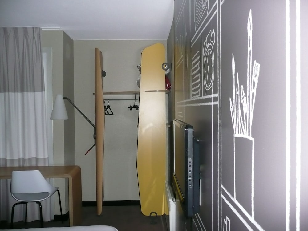 Ibis Saint Brieuc Yffiniac 18/68