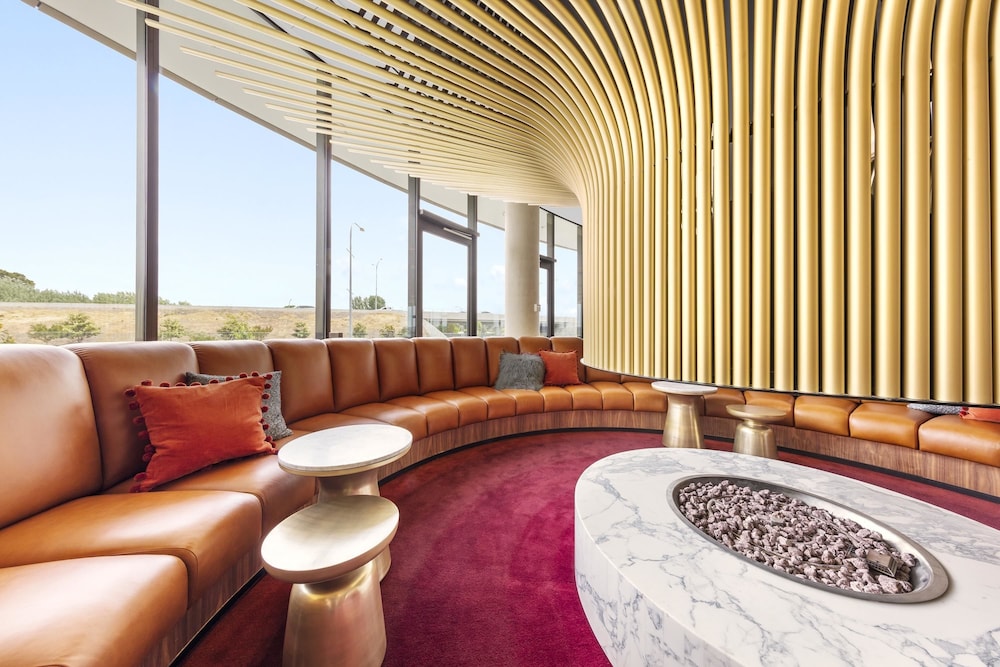 Vibe Hotel Canberra Airport 31/63
