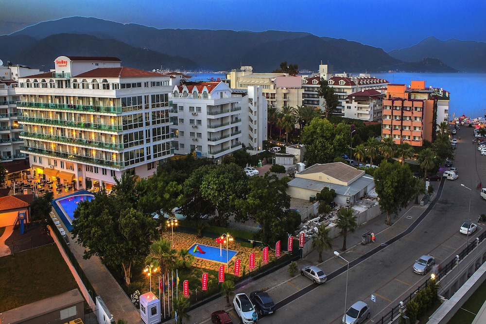 Sun Bay Hotel Ex Sun Maris Park 3/31