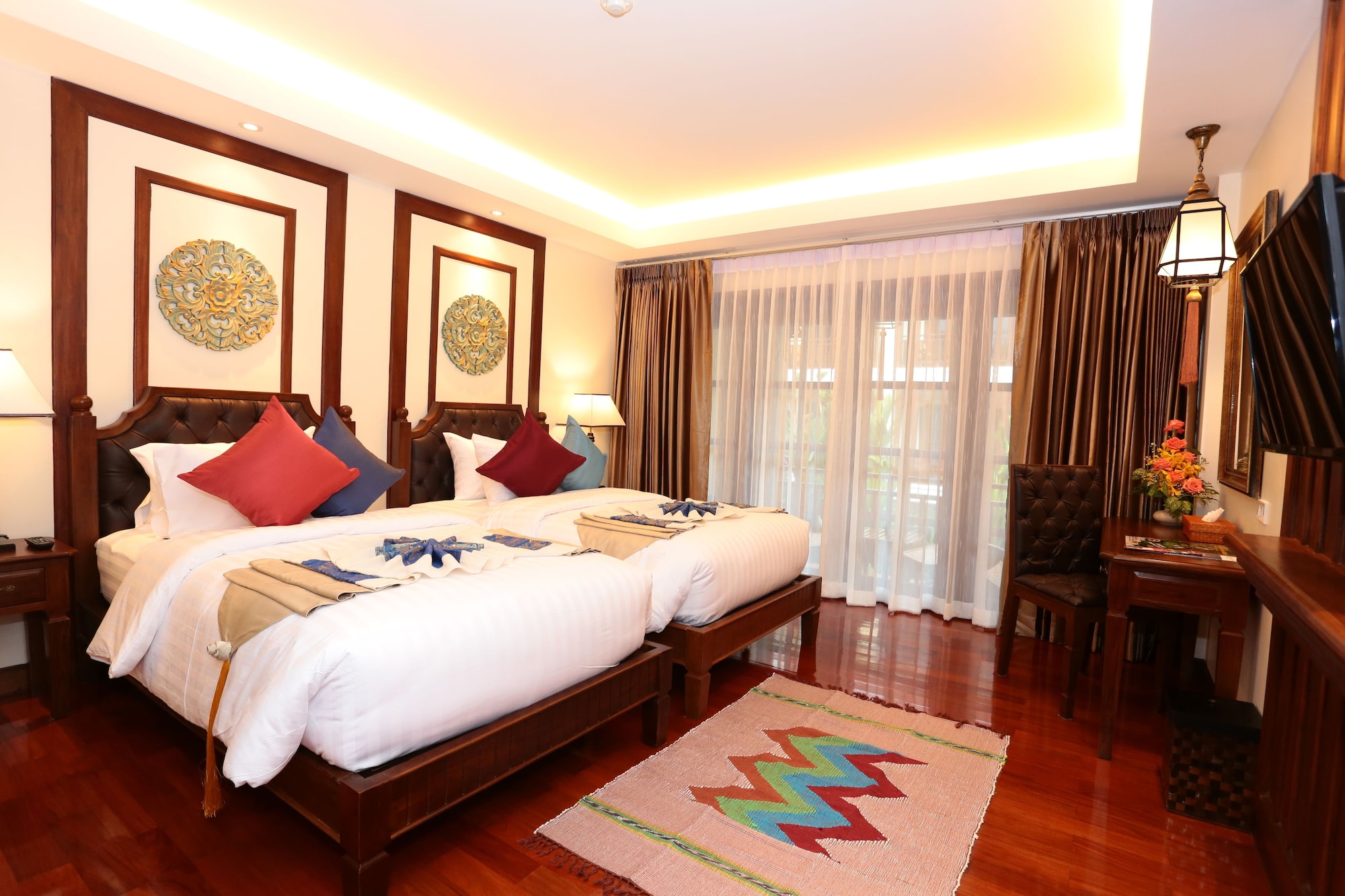 SUPERIOR, TWIN BEDS