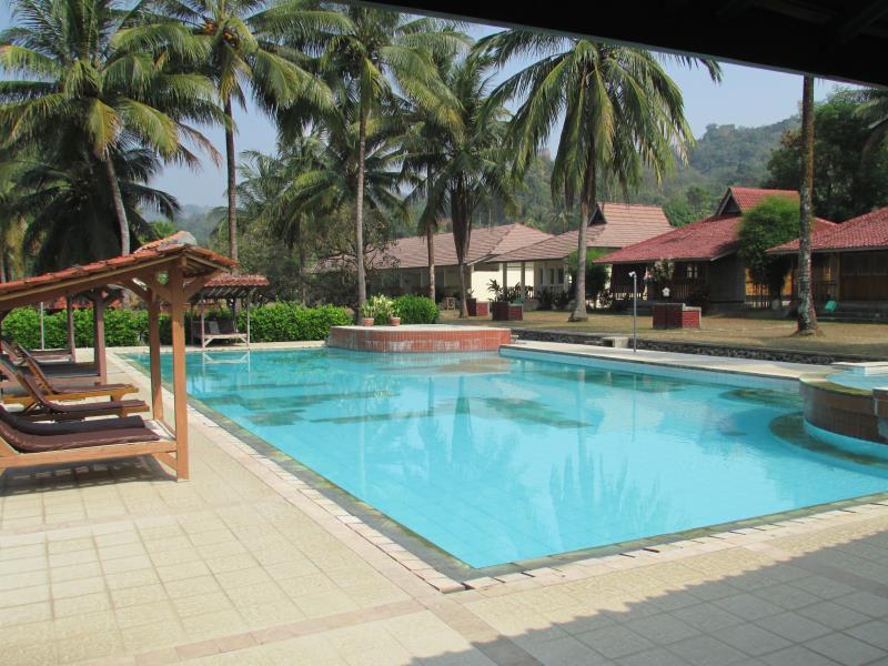 Ocean Queen Resort 7/29