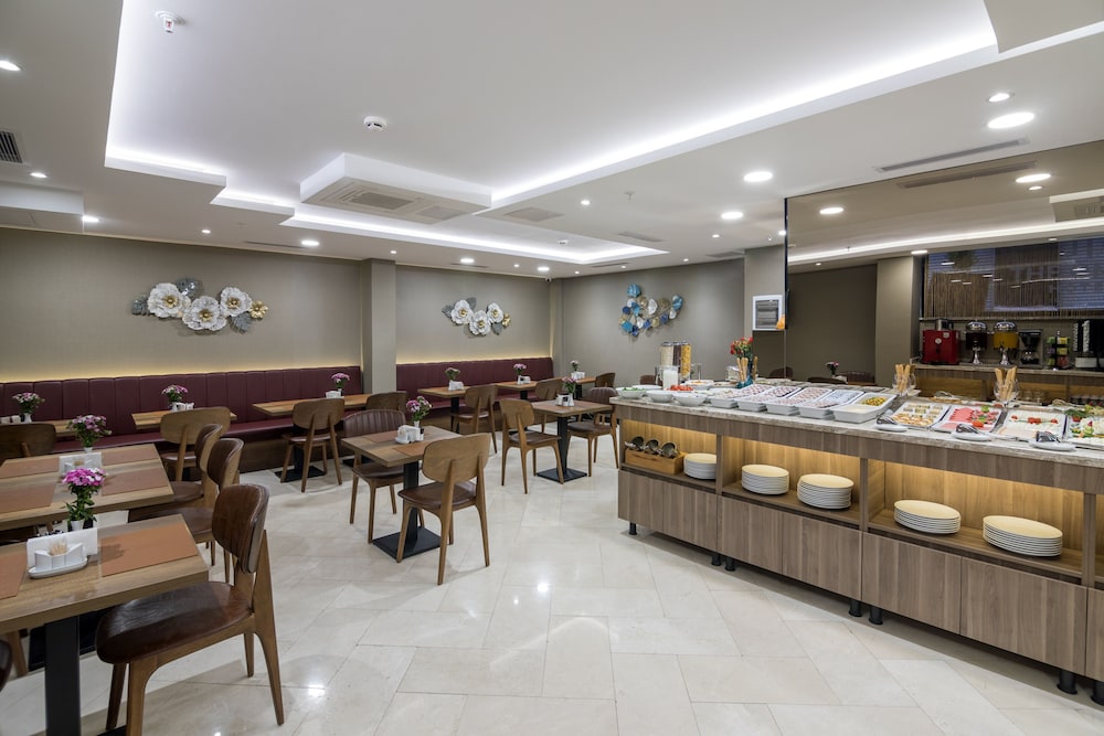 The Omiya Hotel 44/60