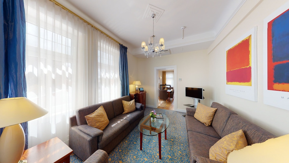 Hotel Oranien Wiesbaden 46/66